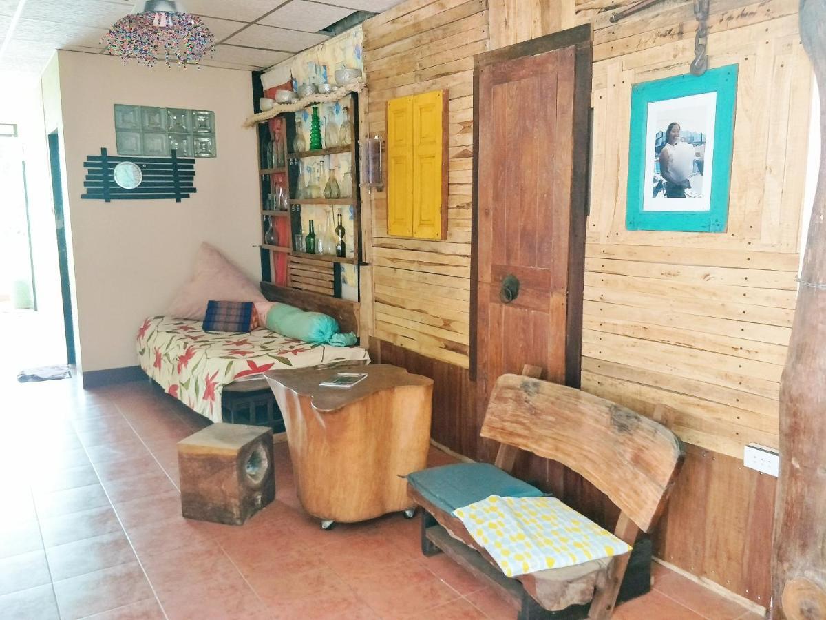 Baan Jaidee Guesthouse Trat Bagian luar foto